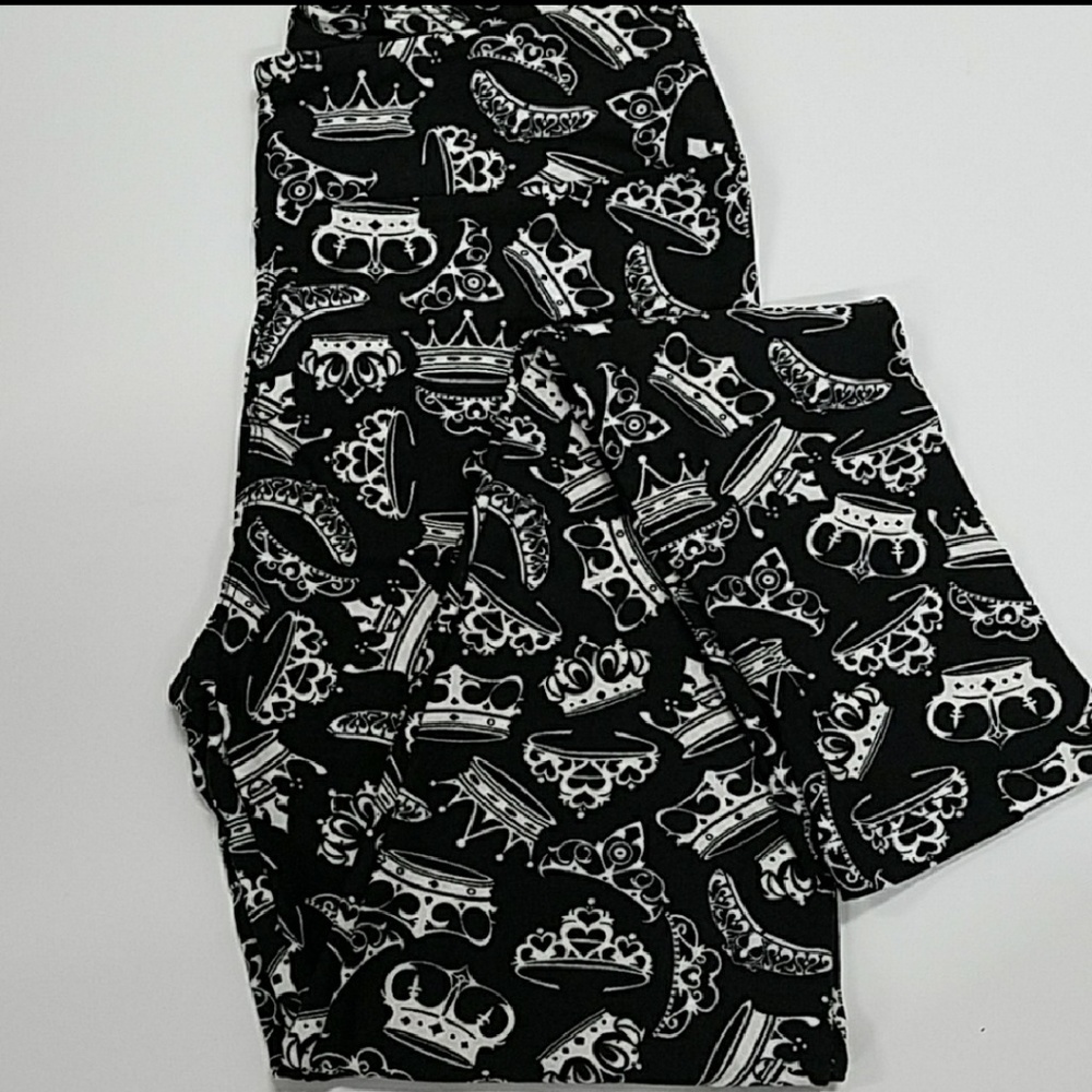 One size crown legging! LULAROE